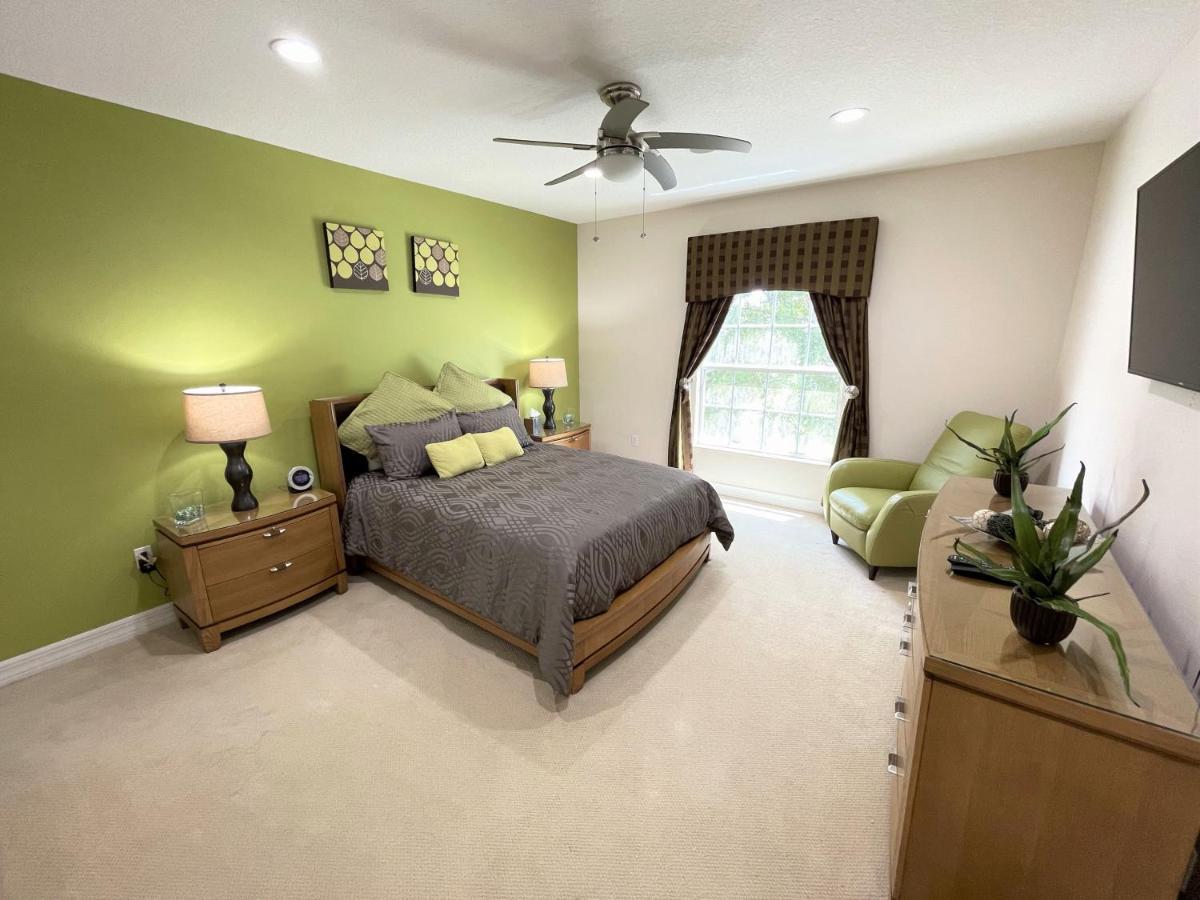 Holiday home Mickey's Getaway: Luxe 7br Retreat With Pool & Theater Near