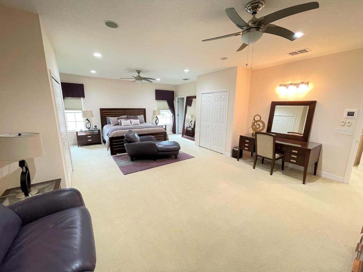 Mickey's Getaway: Luxe 7br Retreat With Pool & Theater Near