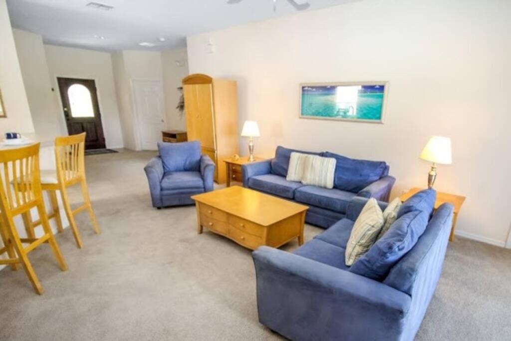 Caribbean Breeze At Ellis Exclusive