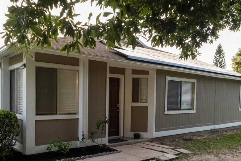 Spacious Home, Close To Attractions, Sleeps 4 Holiday home Orlando