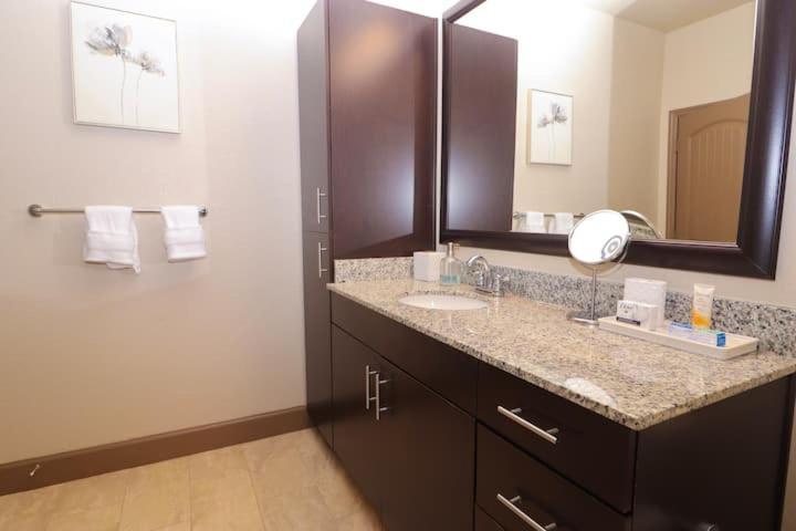 Apartment ***luxury 2 Bedroom Apt Near All Attractions*** Orlando
