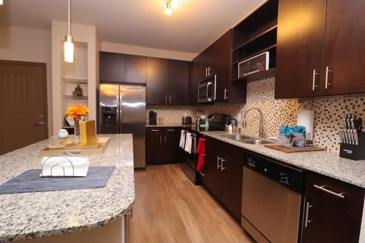***luxury 2 Bedroom Apt Near All Attractions*** Apartment Orlando