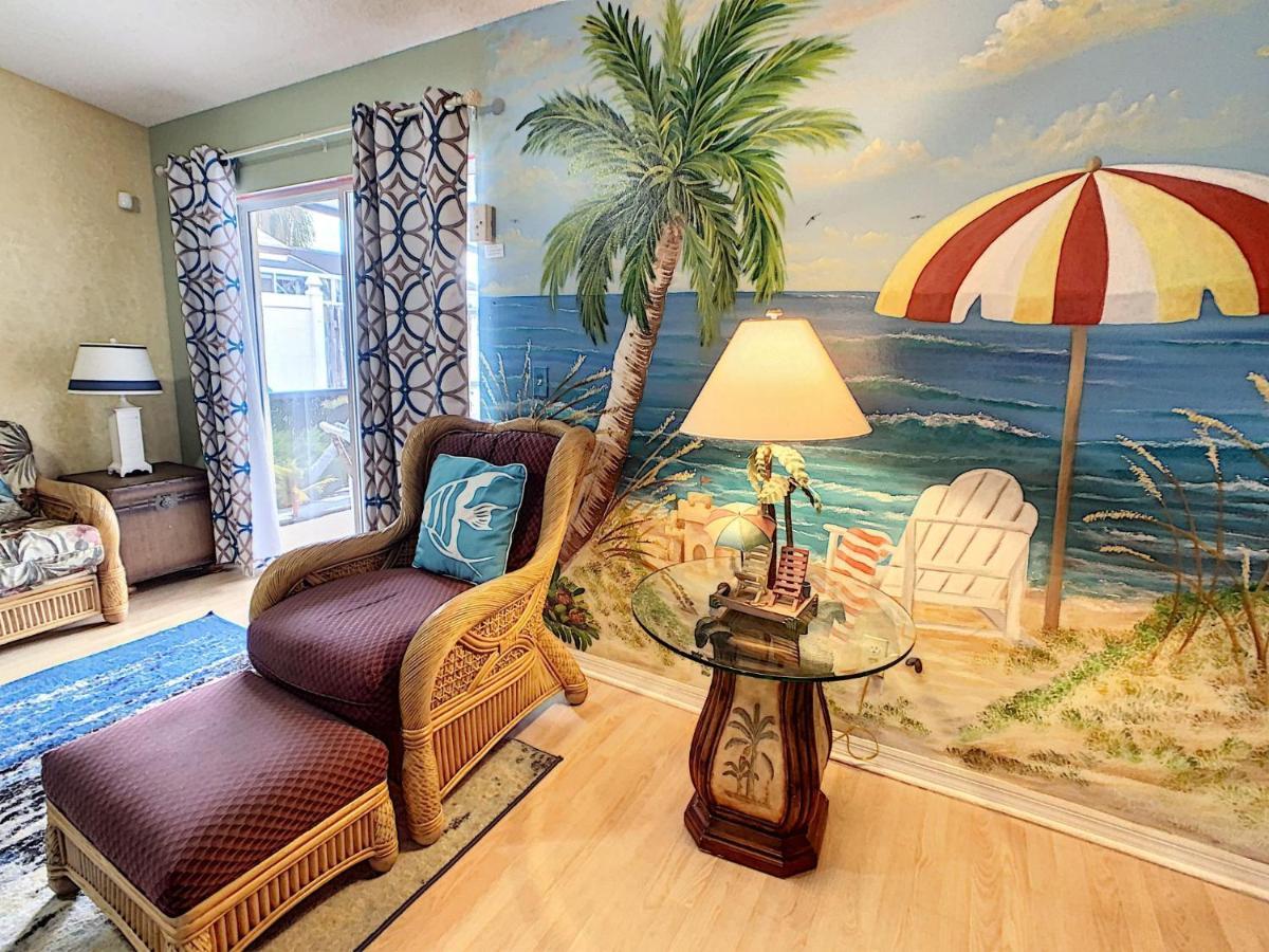 Margaritaville Beach House *