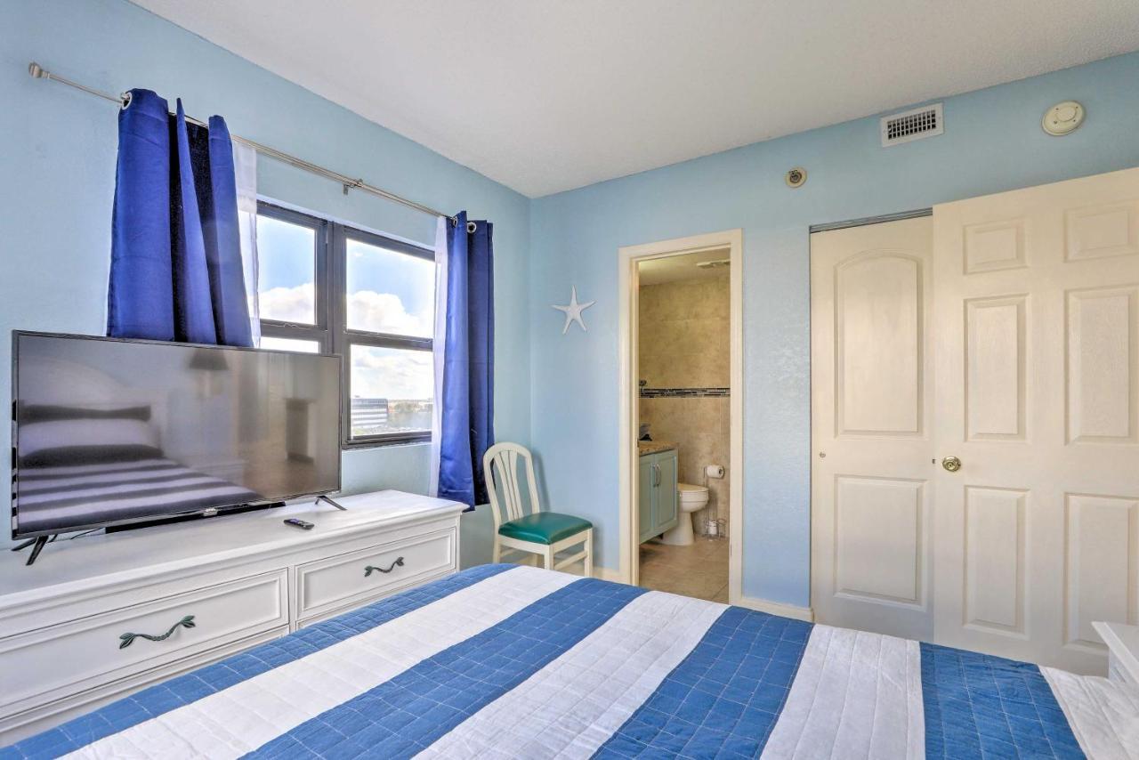 Apartment With Balcony 1 3 Miles To Universal!