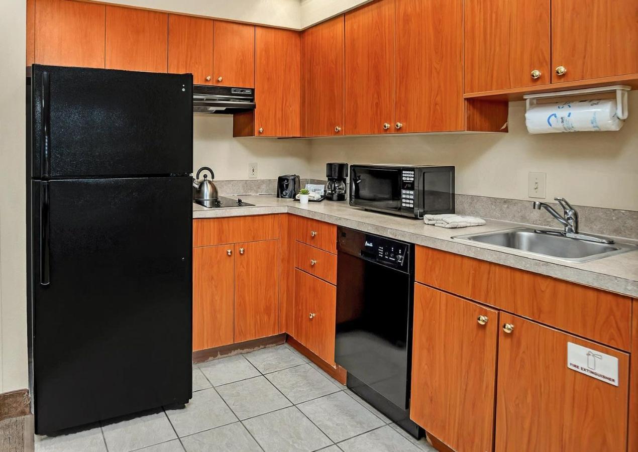 1br 2 Queens Hotel-apt With Pool, Hot Tub & Arcade, Near & Universal! Apartment *
