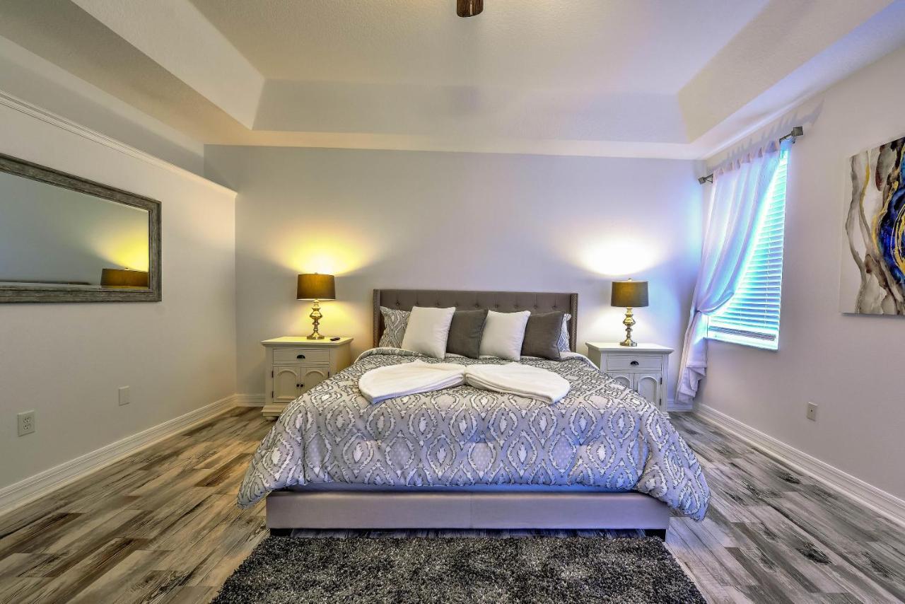 Private Pool, Game Room, Near And Universal!! Holiday home Orlando