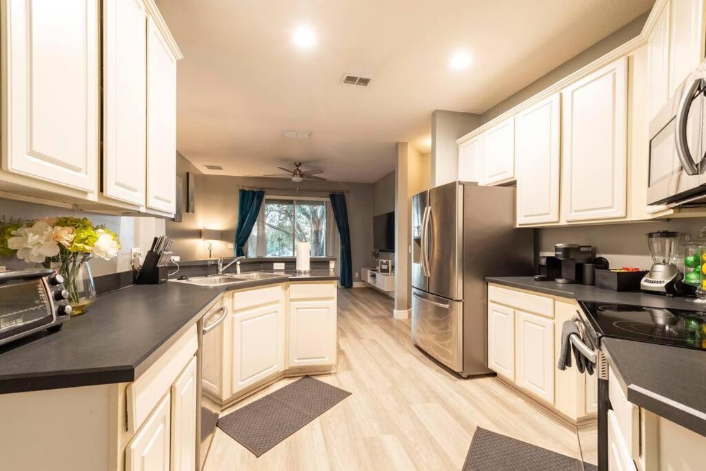 Holiday home Apopka-3bd/2baths Entire Residential Home! Orlando
