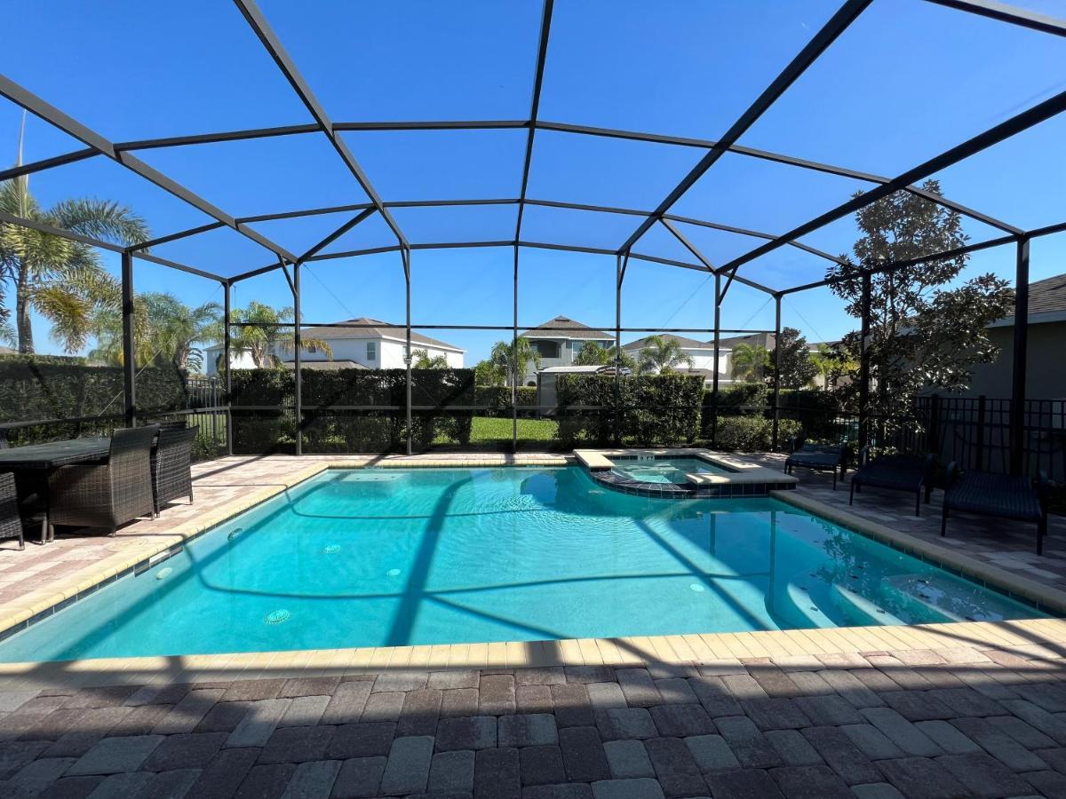 Holiday home Encore 6 Bedroom Vacation With Pool 2300 *