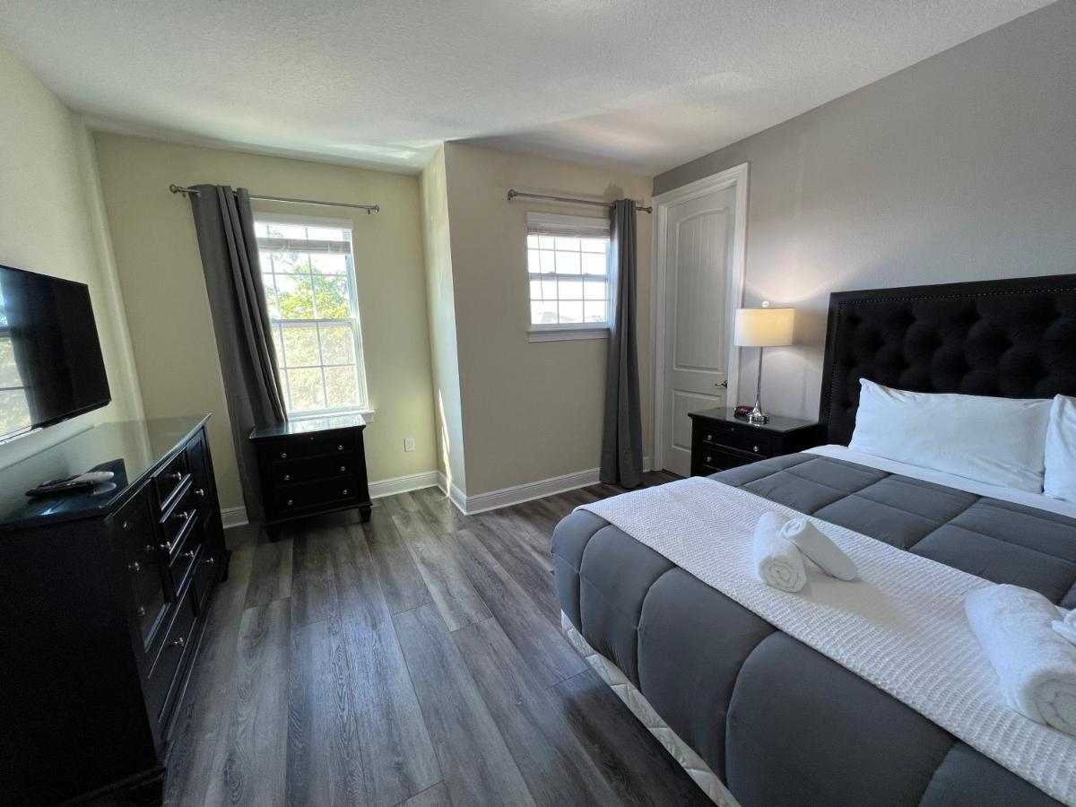 Holiday home Encore 6 Bedroom Vacation With Pool 2300 *