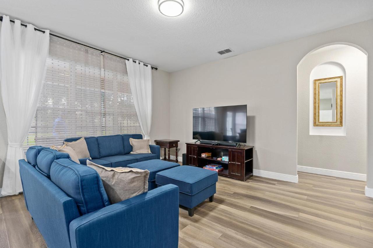 2miles To Disney, W Pool In Windsor Hills Villa *