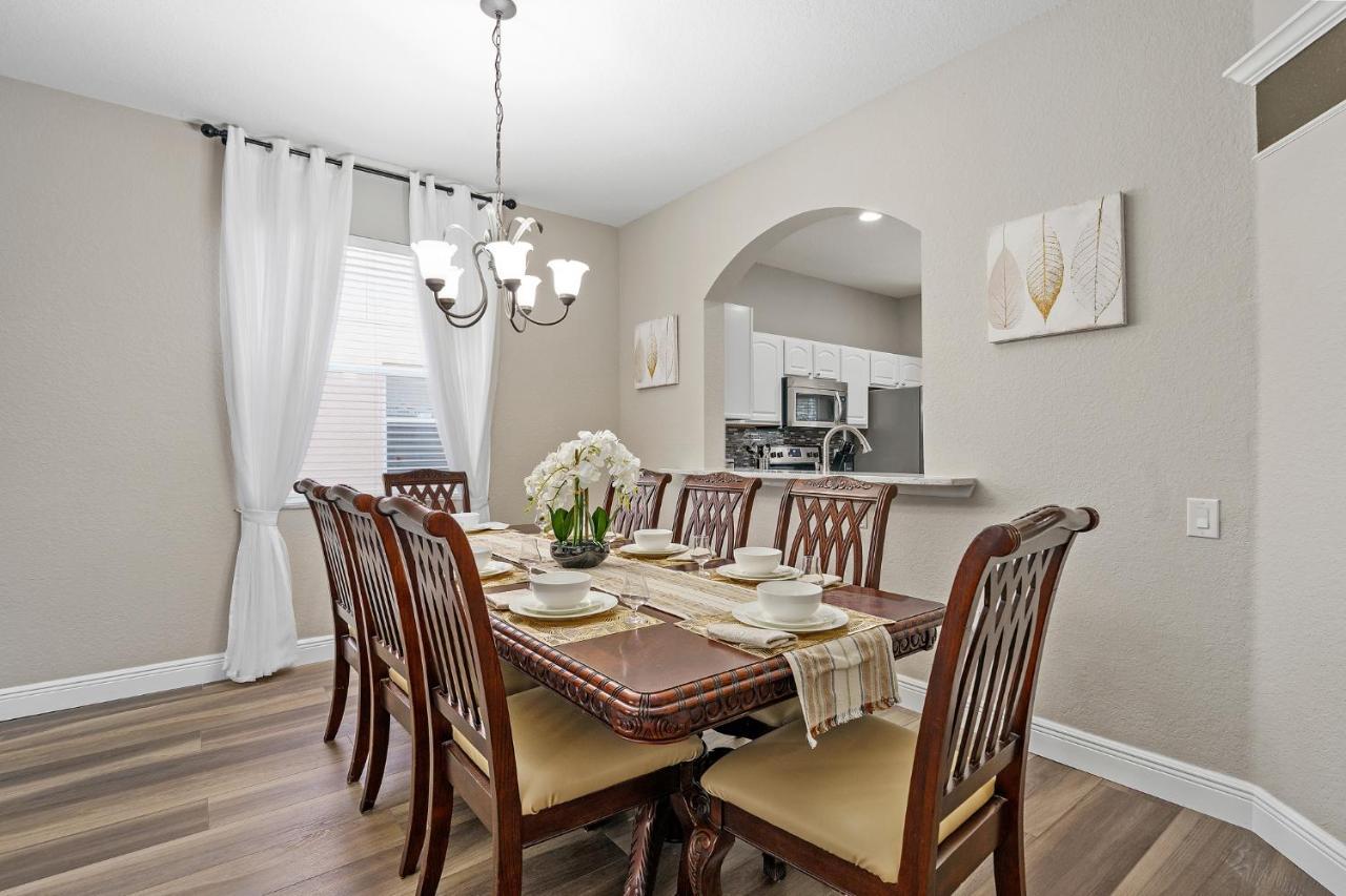 2miles To Disney, W Pool In Windsor Hills *