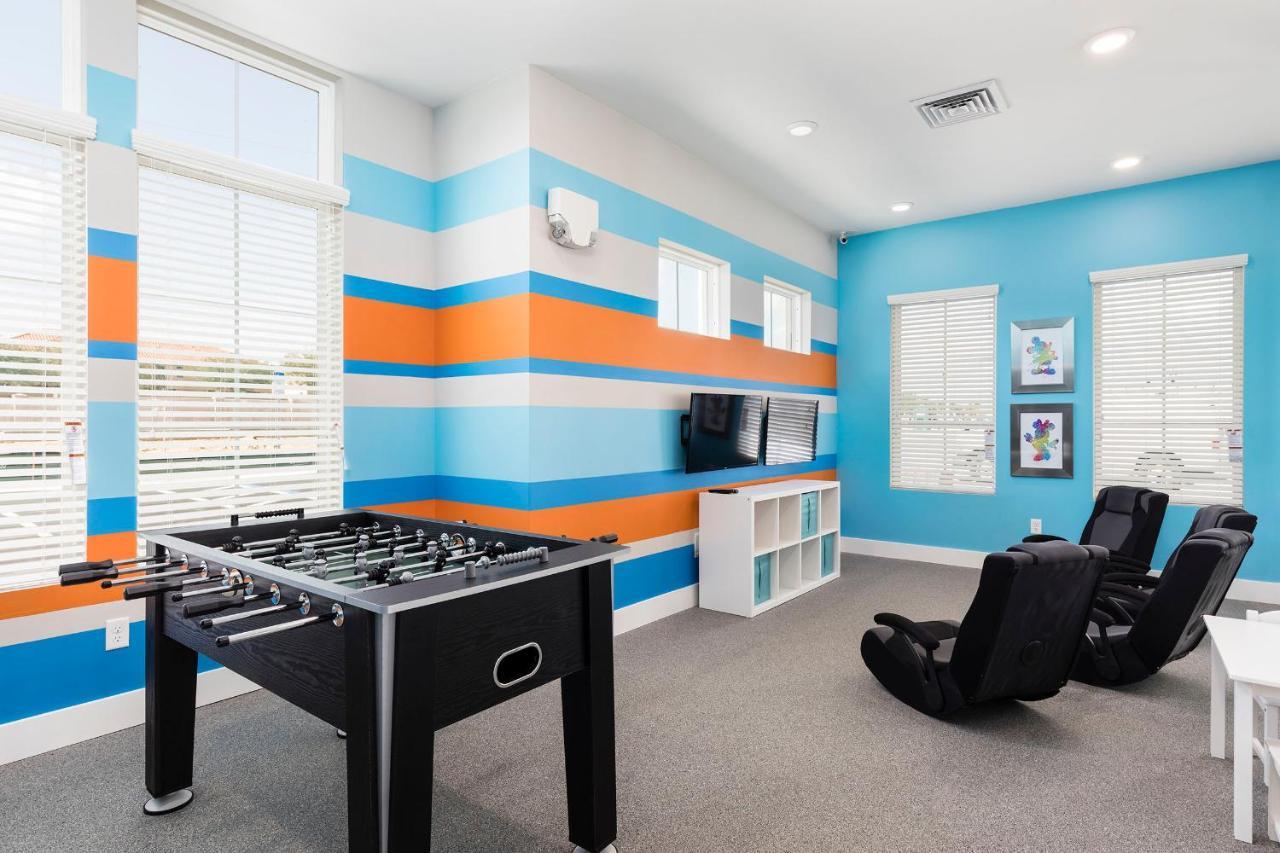 5 Bedroom 6 Ba 5 Min To Disneyworld Hot Tub Bbq * Orlando
