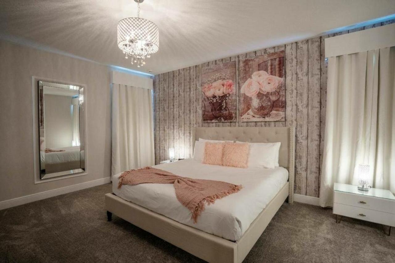 Epic 12-bed -the Entertainment Paradise Holiday home *