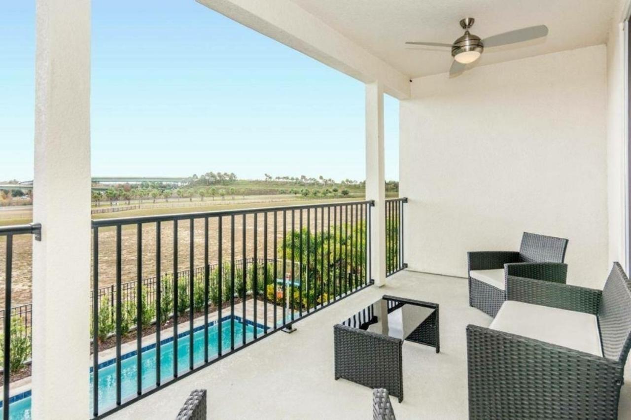 Holiday home Epic 12-bed -the Entertainment Paradise *