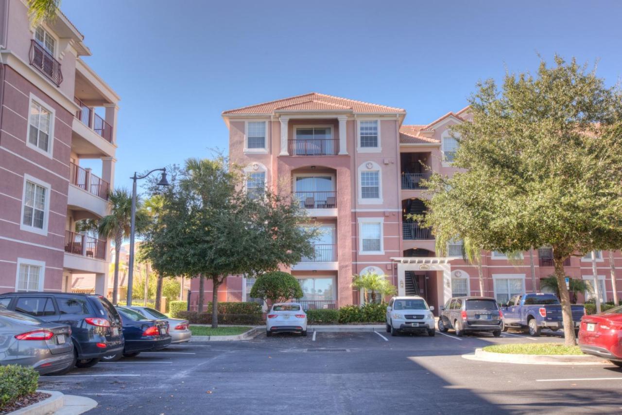 Beautiful Pet Friendly Near Pool