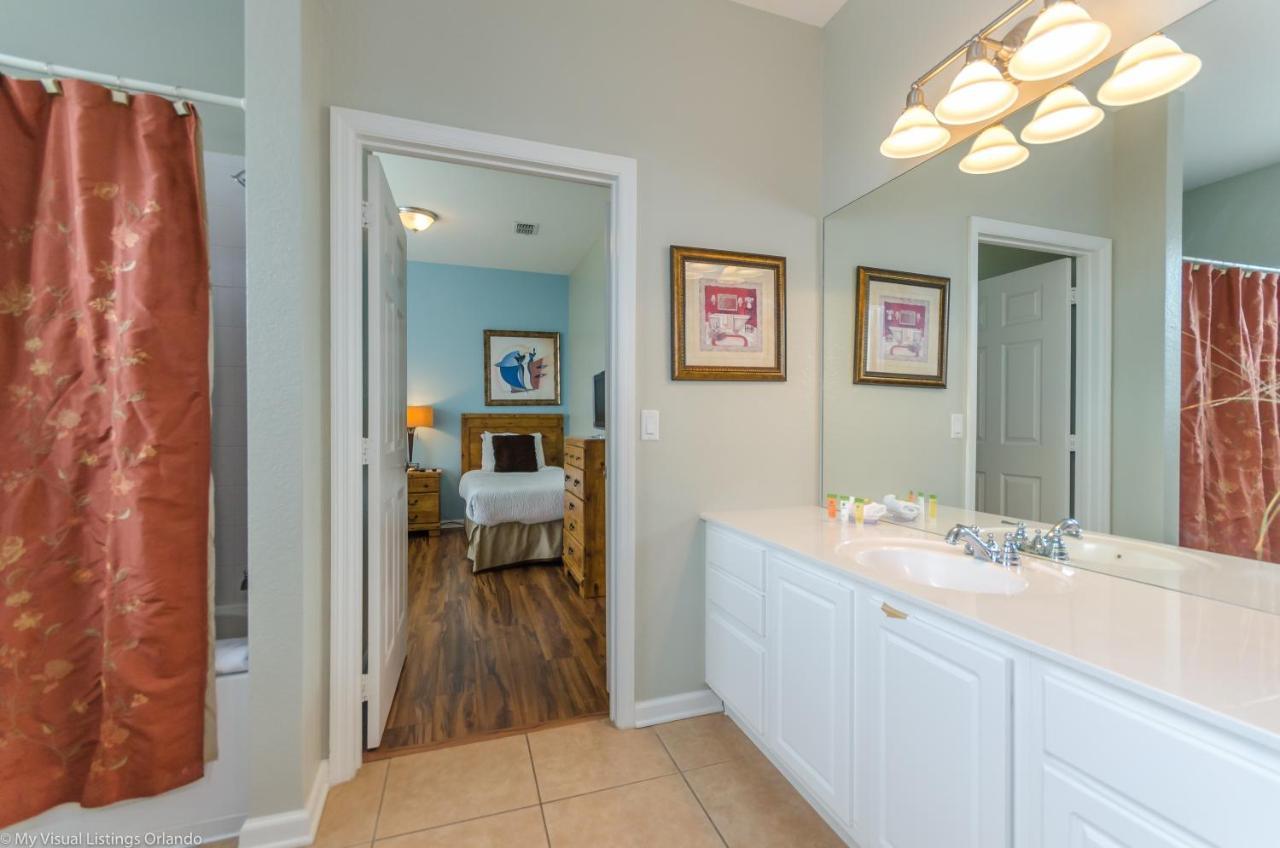 Beautiful Pet Friendly Near Pool Apartment *
