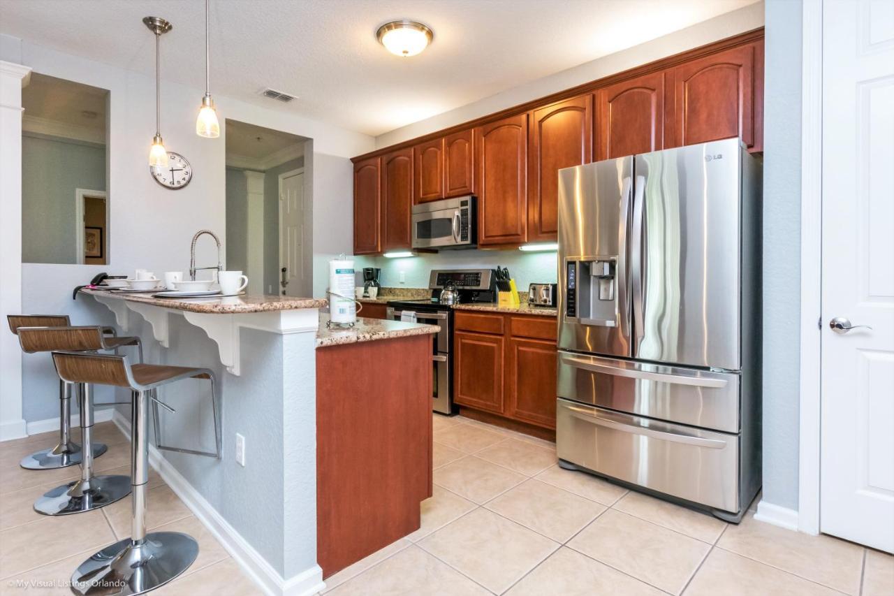 Apartment Beautiful W Private Balcony Near Universal *