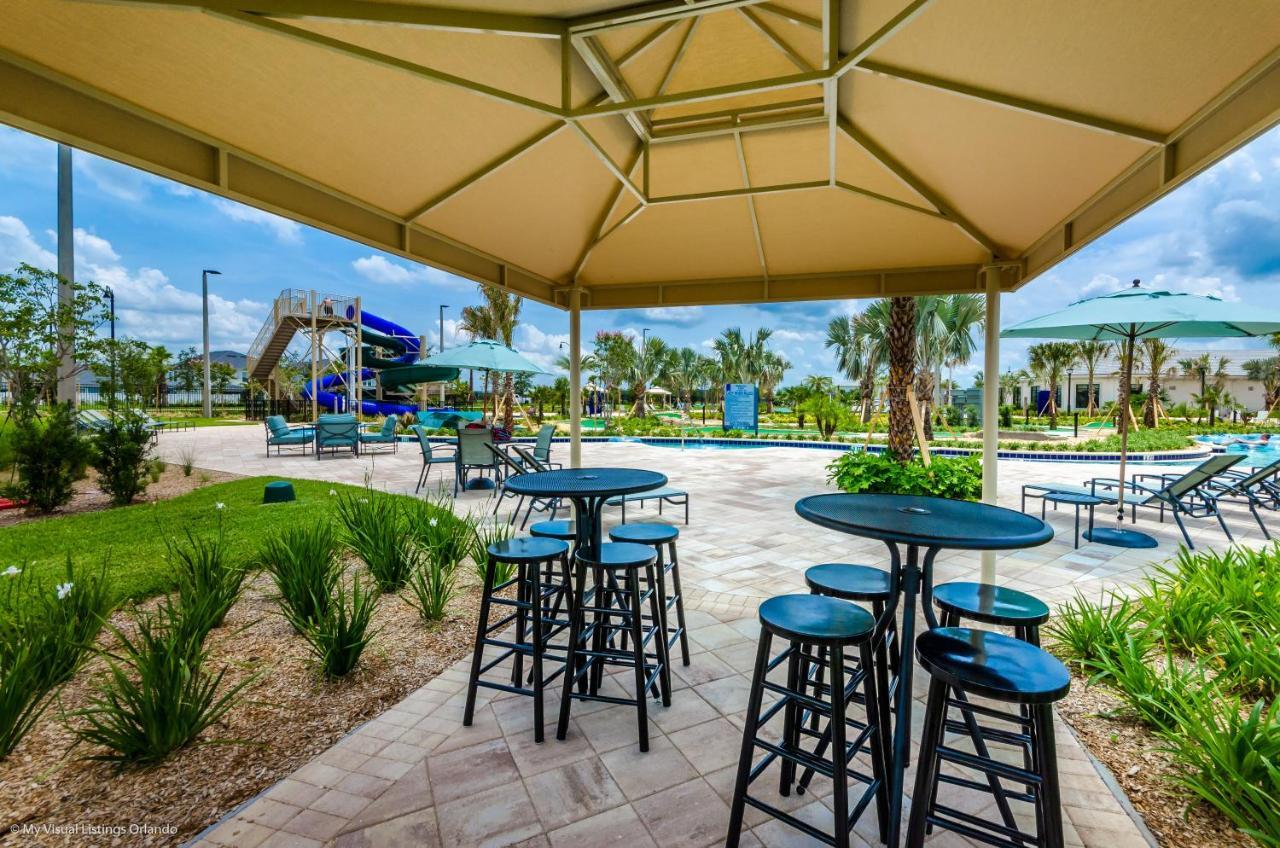 Stunning Wprivate Pool Free Water Park Holiday home *