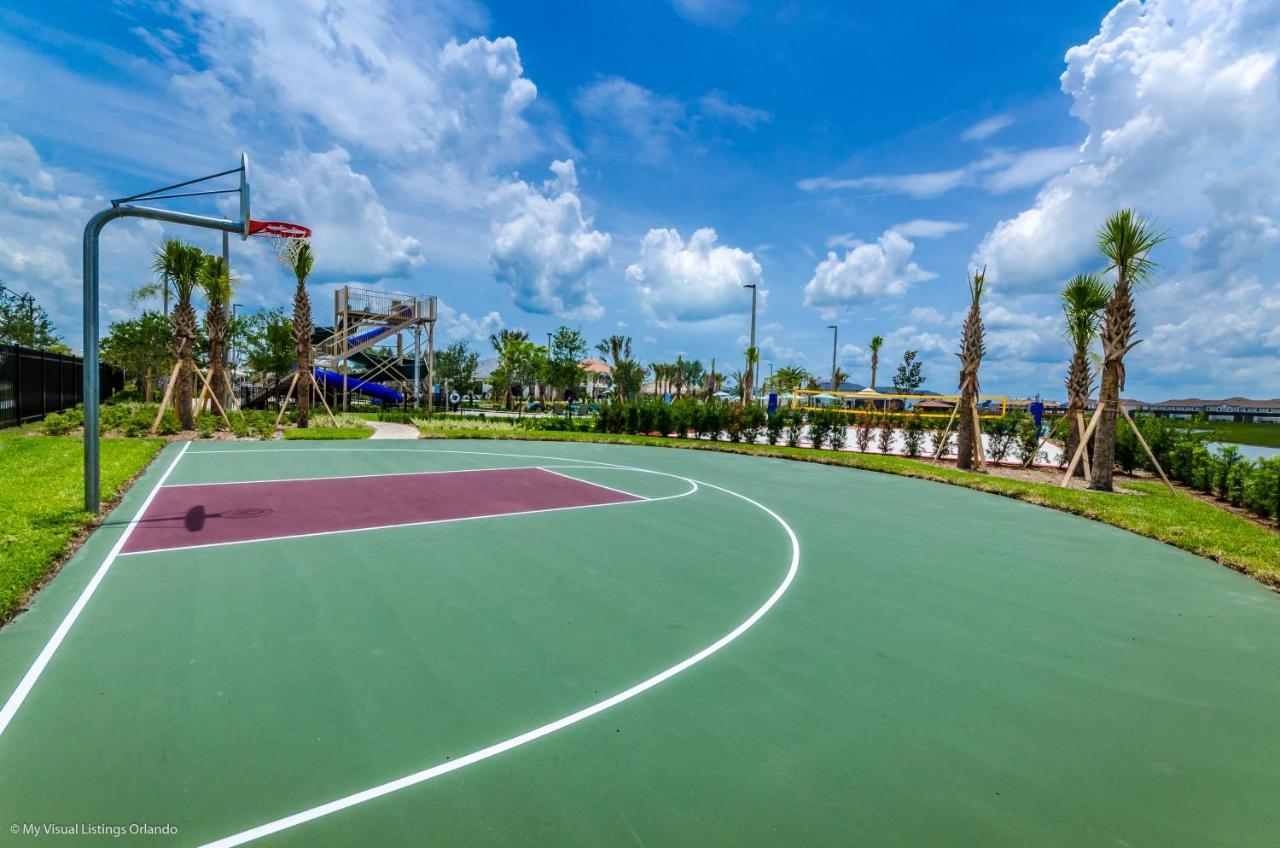 Stunning Wprivate Pool Free Water Park *