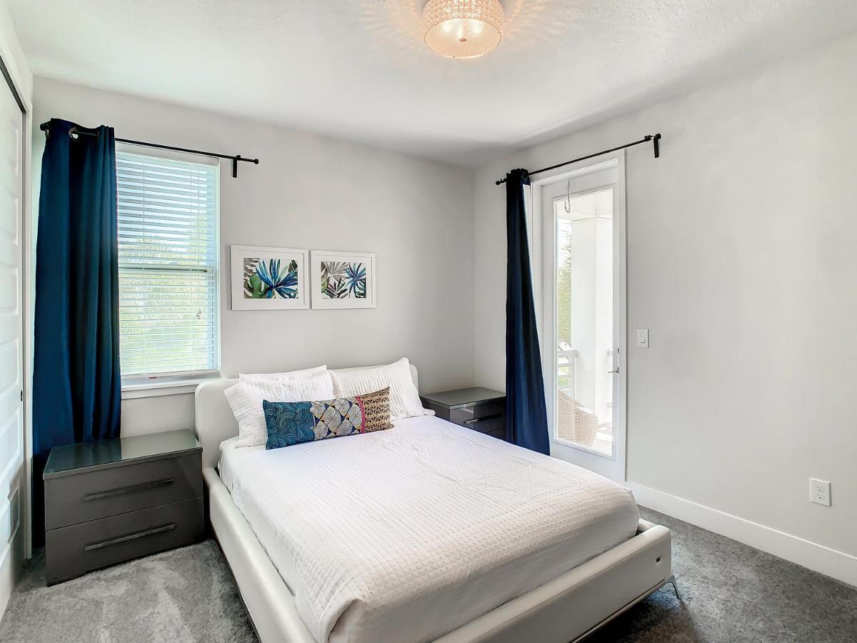 7 Bdr Family Themed With Mario Games And Free Pool Heat Holiday home *