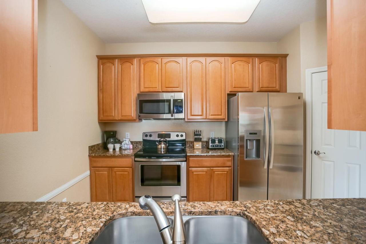 4814 Cayview Avenue #401 * Orlando