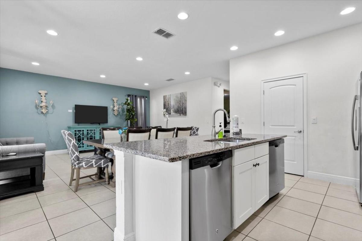 320-luxury W Pool&hot Tub Villa *