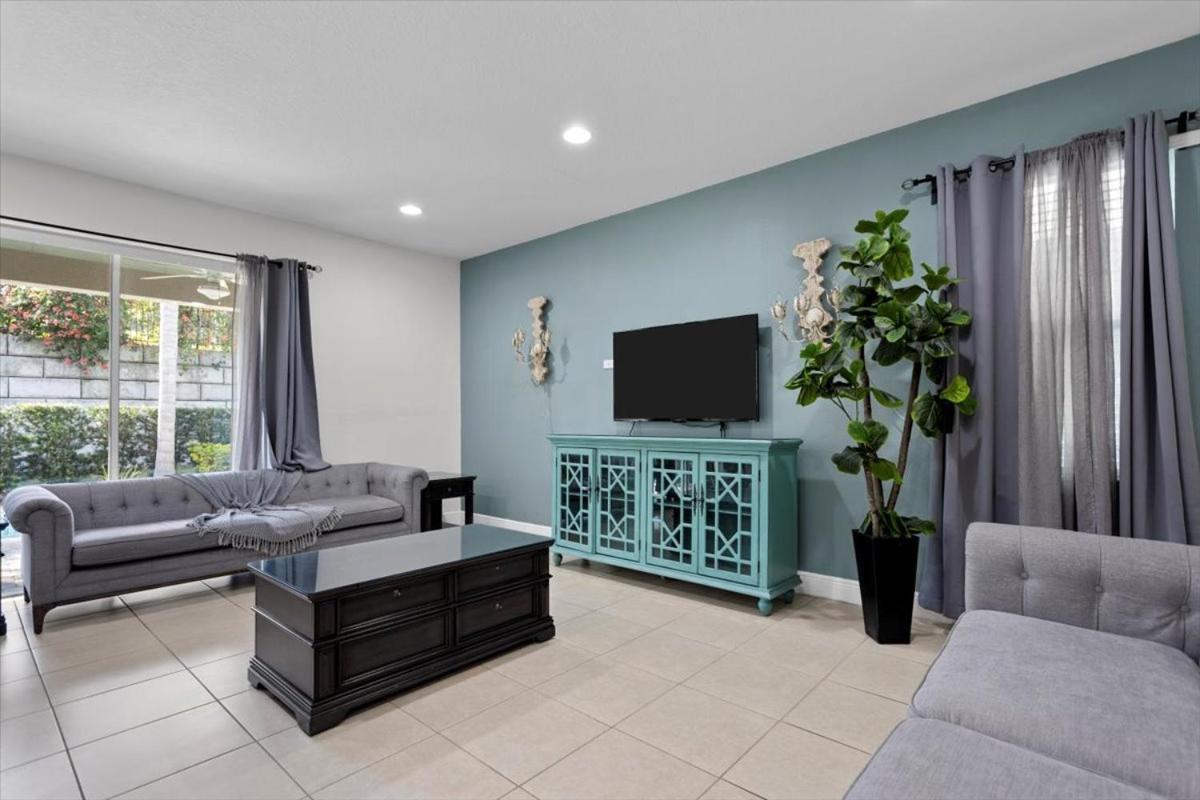 320-luxury W Pool&hot Tub Villa *