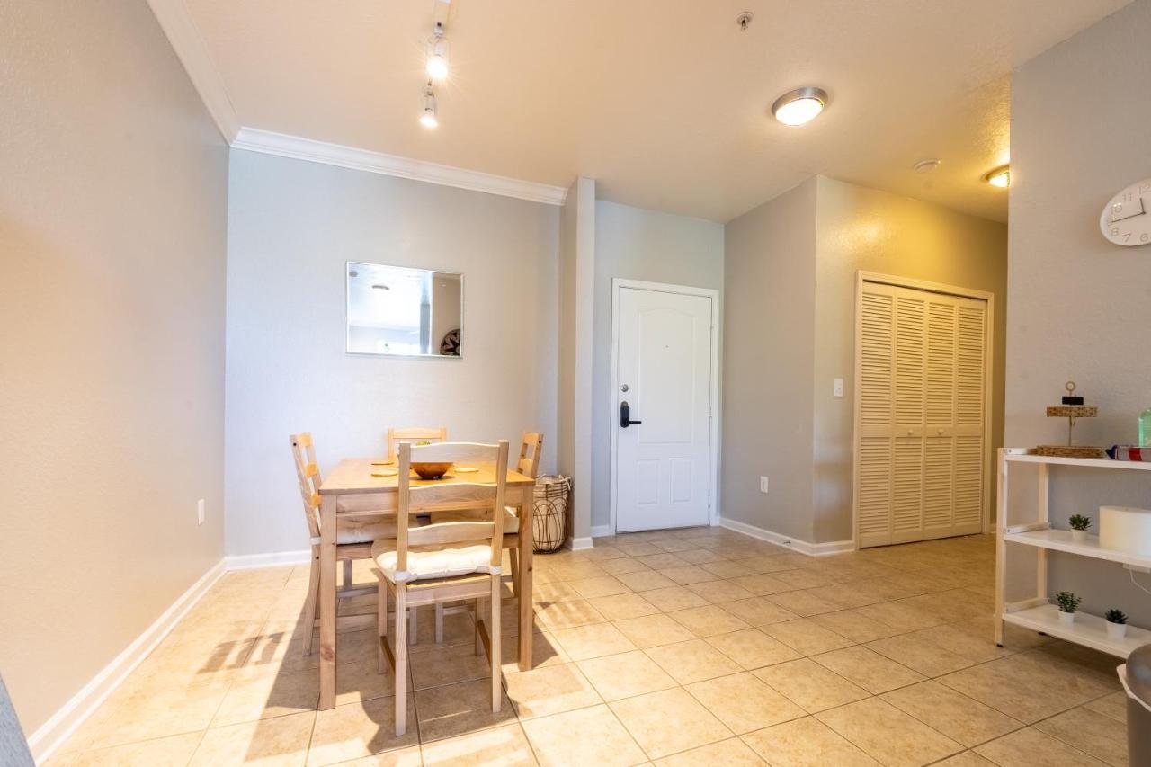Apartment Luxurious 2-bed W/lake View And Amenities Orlando