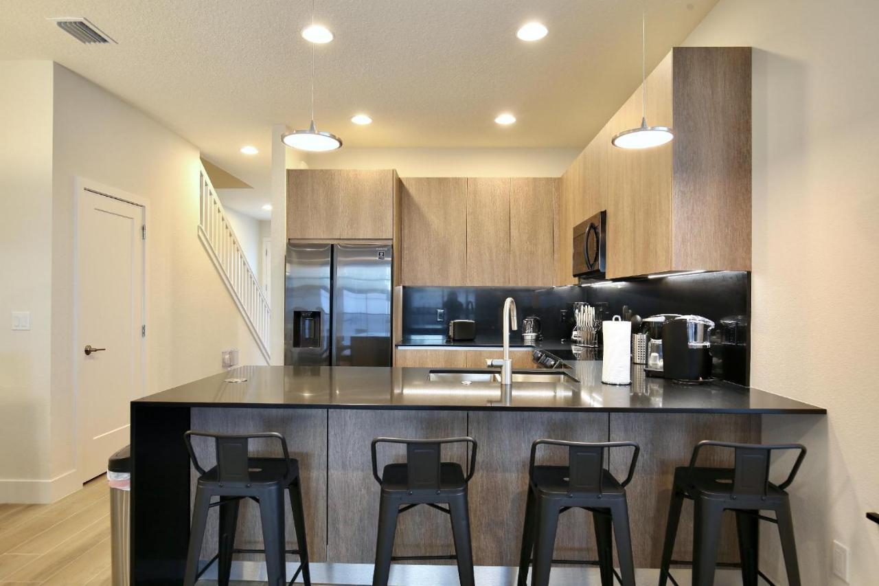 Great 4 Bedroom Townhouse In Lux Hidden Forest, With Private Pool! * Orlando