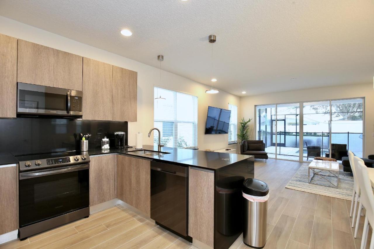 Great 4 Bedroom Townhouse In Lux Hidden Forest, With Private Pool! * Orlando