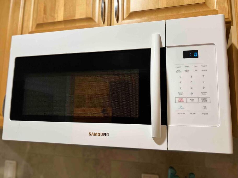 Casita, King Bd/sofa Bd/bth/kitch/netflix Disney+ Apartment