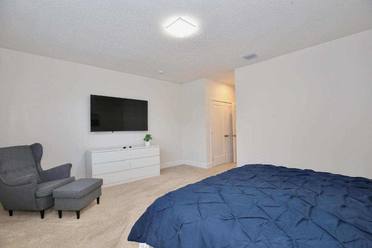 Great 4 Bedroom Townhouse In Lux Hidden Forest, With Private Pool! Holiday home Orlando