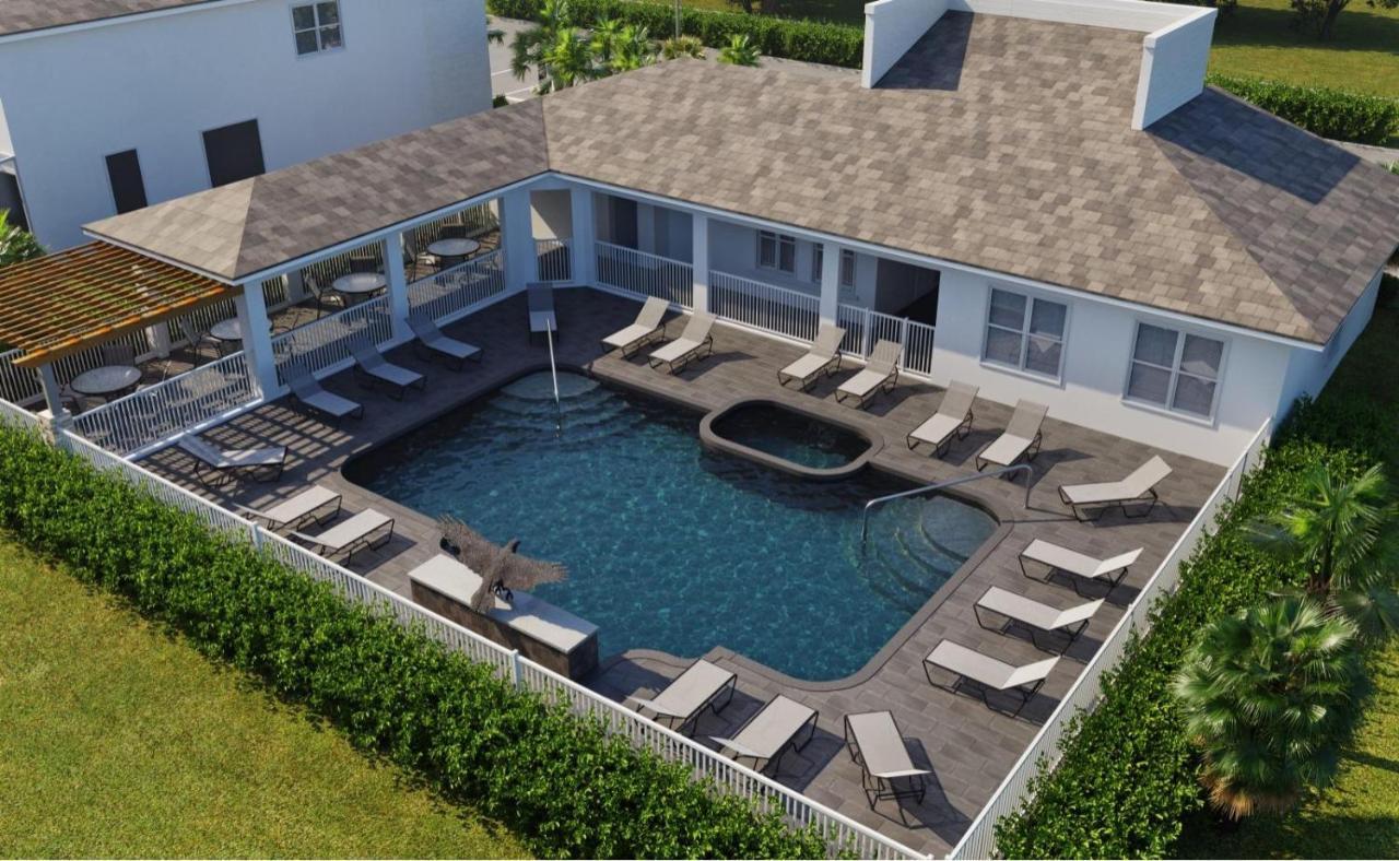 Great 4 Bedroom Townhouse In Lux Hidden Forest, With Private Pool!