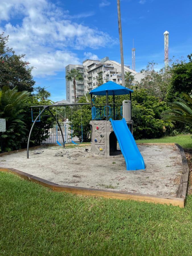 Lovely 1 Bedroom With Pool