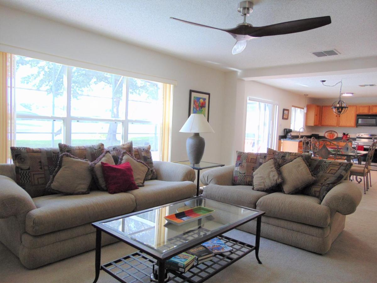 279 Square Meter Luxury Waterfront Home, Private Pool 15 Minutes From Disney! Orlando