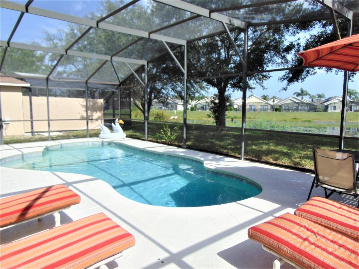 279 Square Meter Luxury Waterfront Home, Private Pool 15 Minutes From Disney! * Orlando
