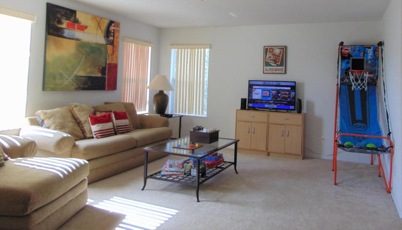 Villa 279 Square Meter Luxury Waterfront Home, Private Pool 15 Minutes From Disney! Orlando