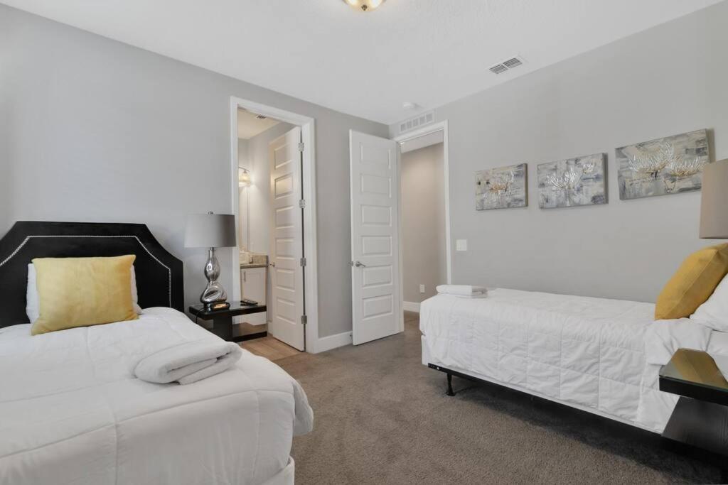 Villa 451-luxury Wmovie Theater And Arcade Orlando