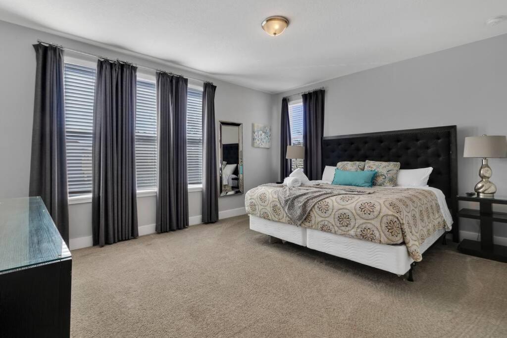 Villa 451-luxury Wmovie Theater And Arcade Orlando