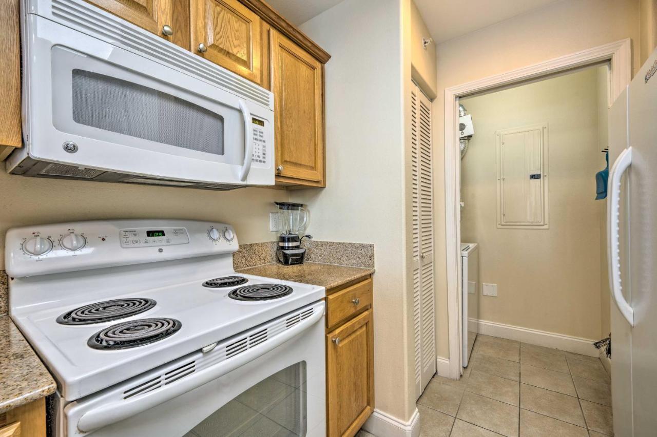 Sunny With Balcony About 1 Mi To Disney! Apartment Orlando