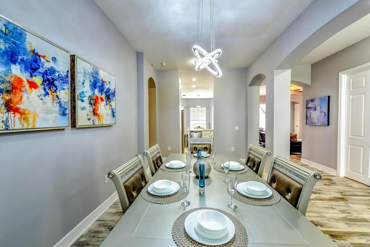 Private Pool, Game Room, Near And Universal!! Holiday home Orlando