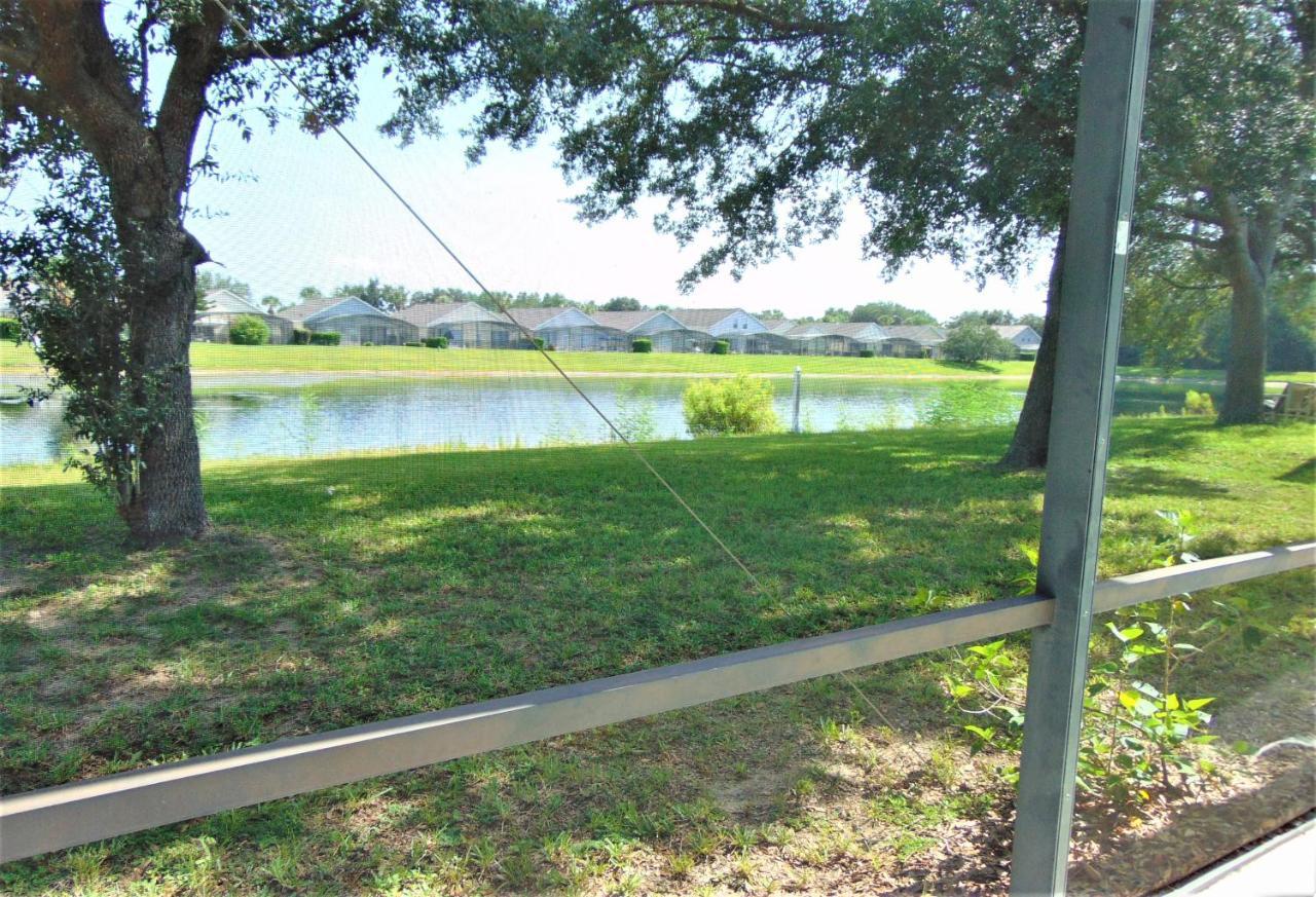 279 Square Meter Luxury Waterfront Home, Private Pool 15 Minutes From Disney! Villa