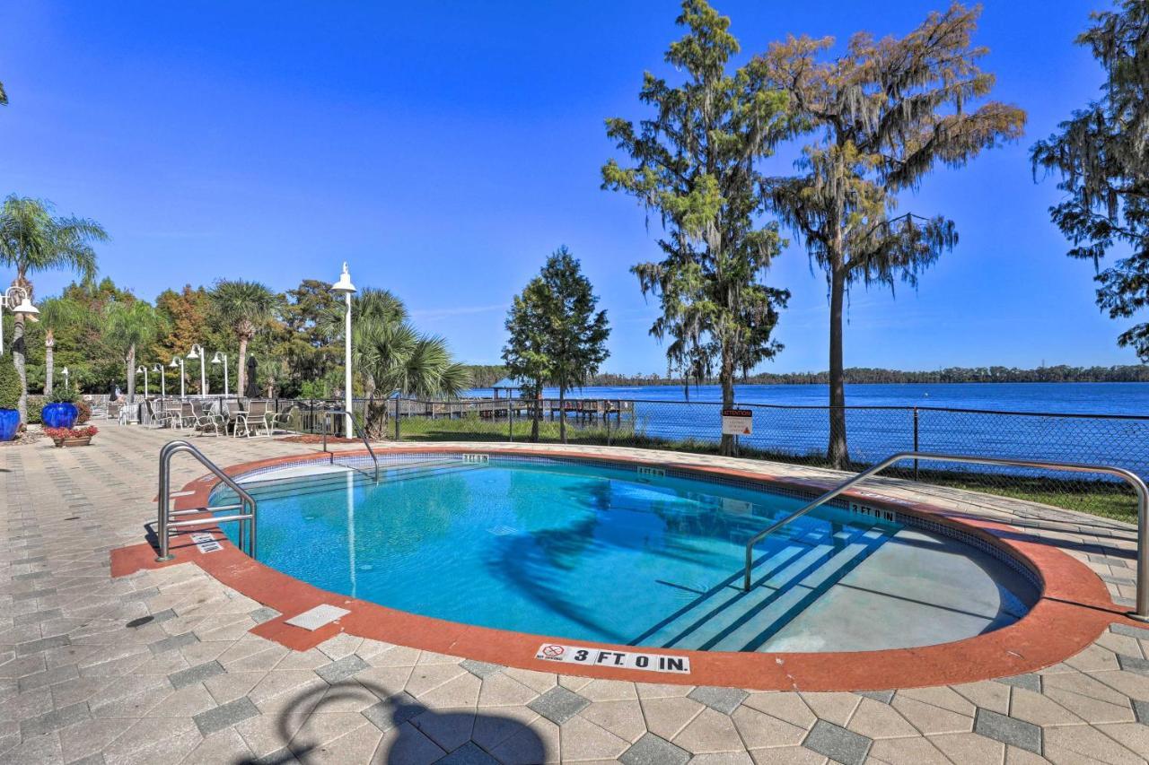 Sunny With Balcony About 1 Mi To Disney! Apartment Orlando