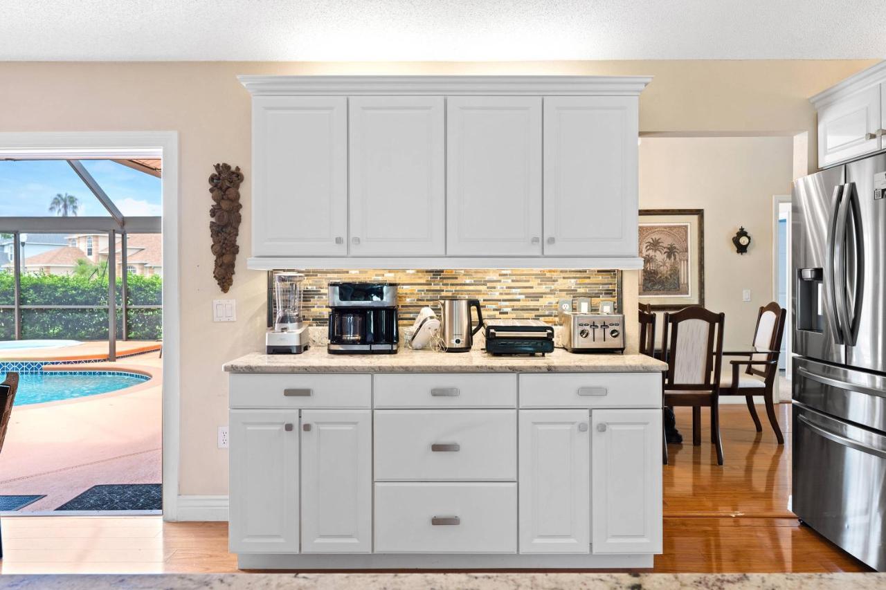 Dedicated Work Space And Game 4br Oi2800 Holiday home *