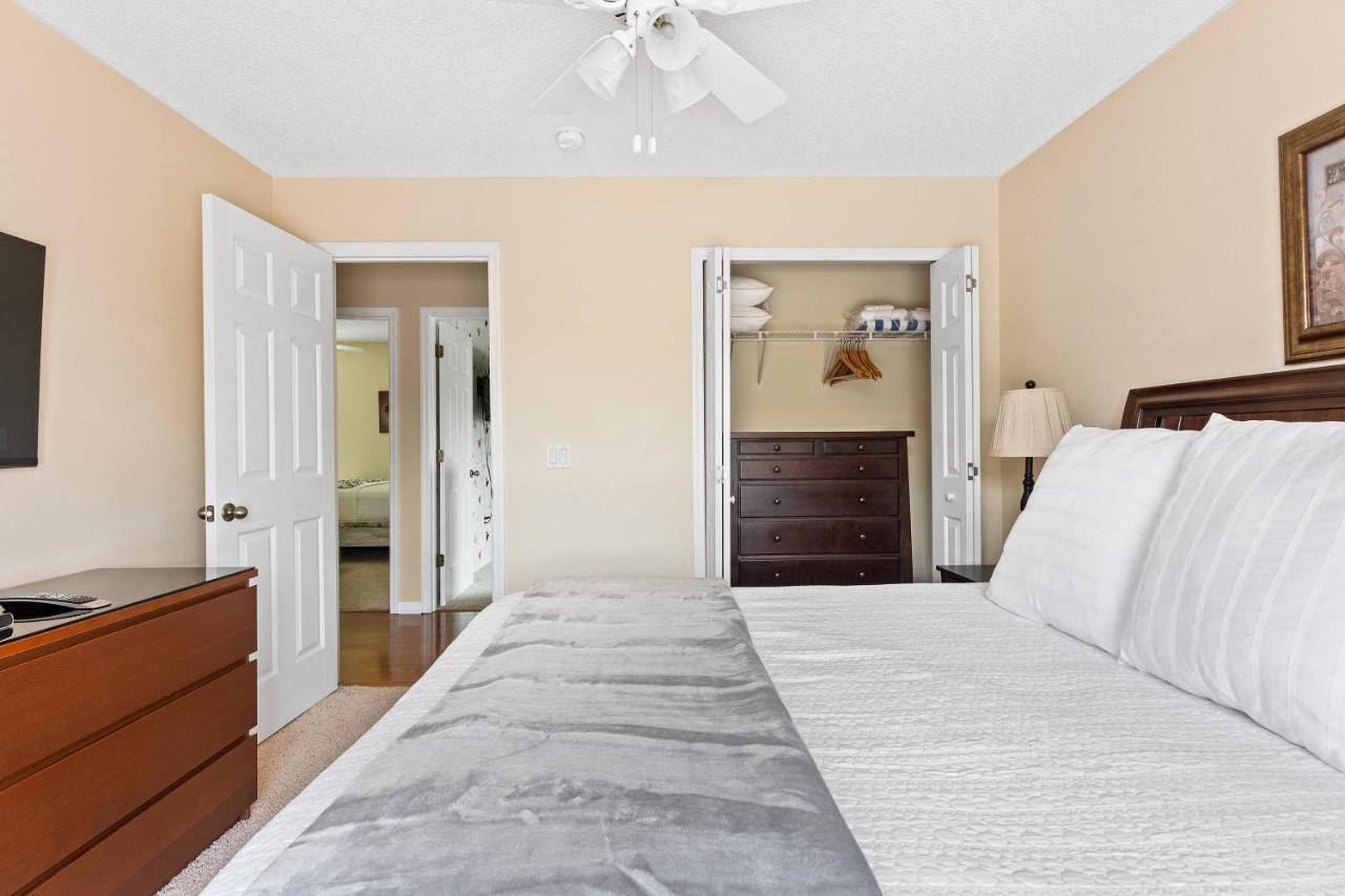Dedicated Work Space And Game 4br Oi2800 Holiday home Orlando