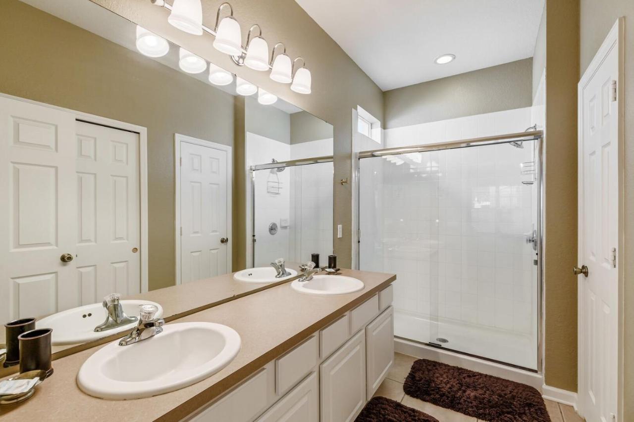 Villa Windsor Galaxy 5 Bed/5 Bath Pool Near Orlando