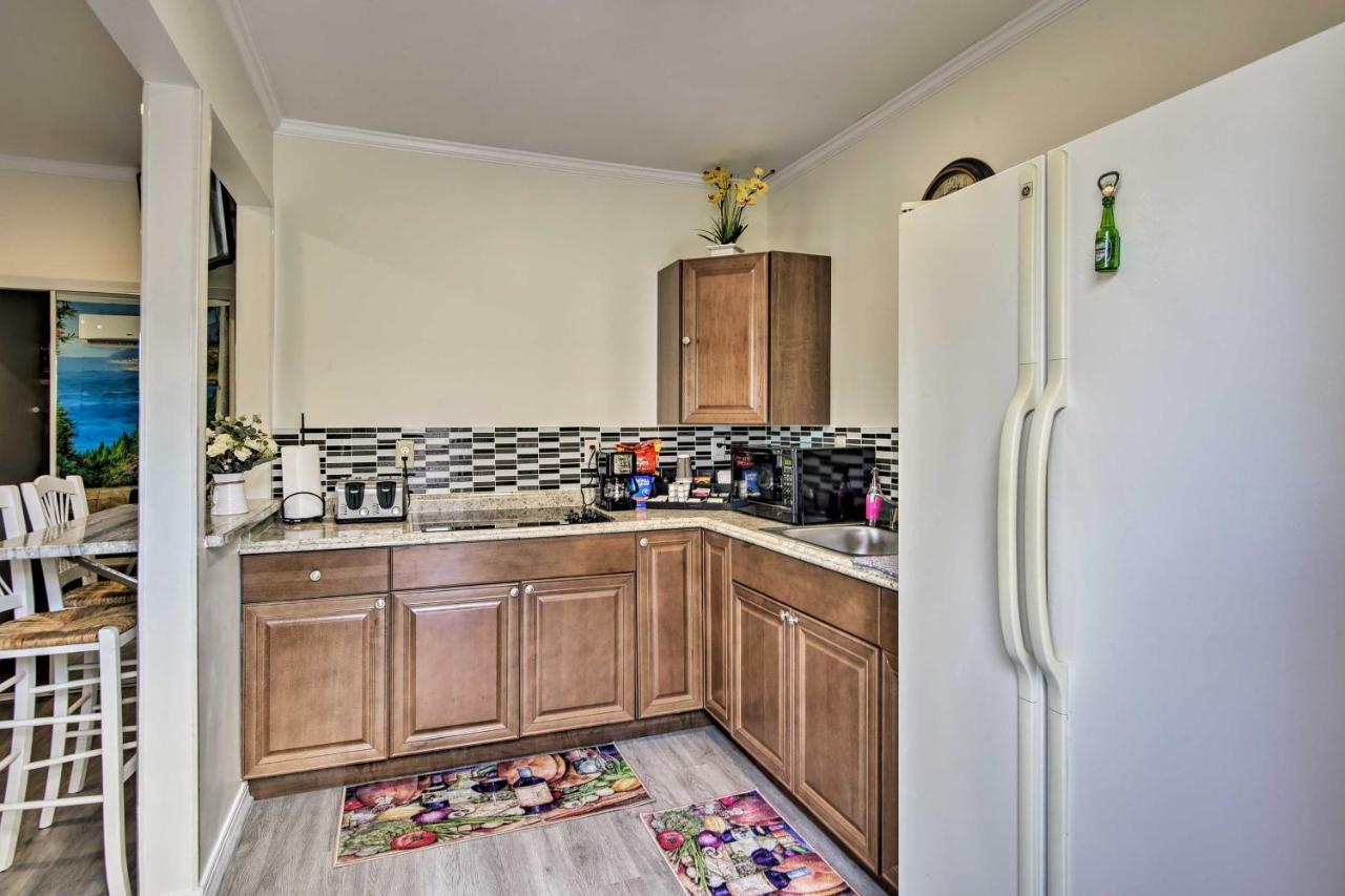 Vacation Close To Downtown! Apartment