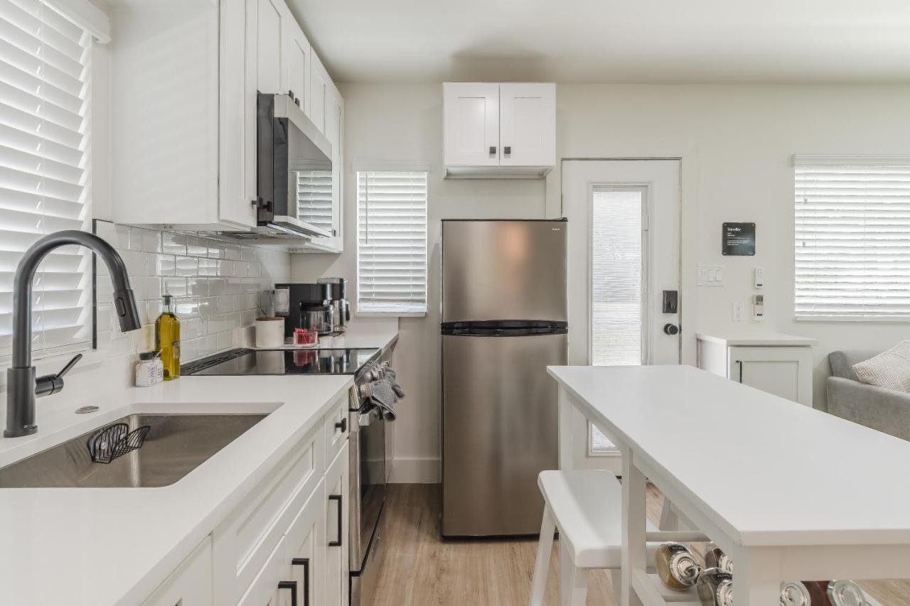 Luxury Tiny 2 Miles From Downtown