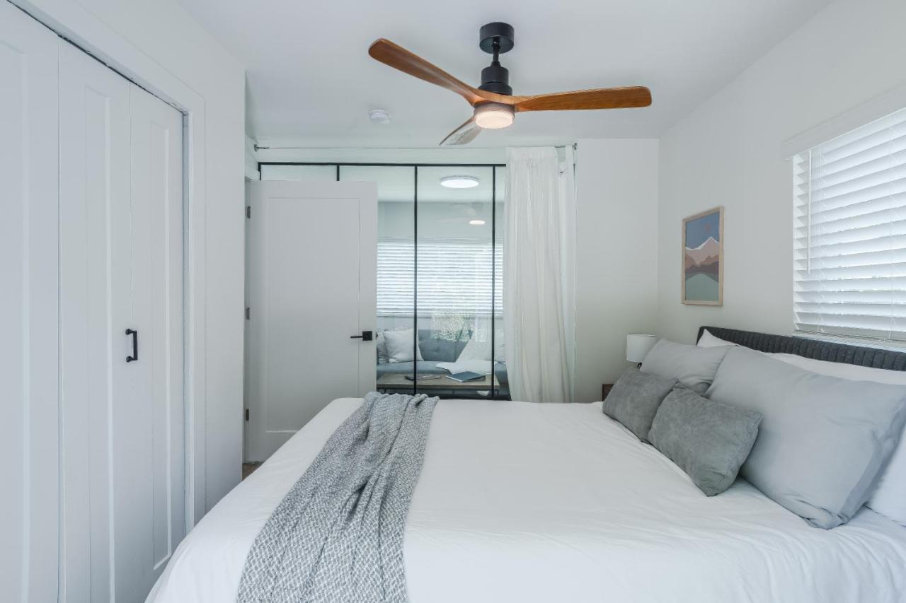 Guest house Luxury Tiny 2 Miles From Downtown *