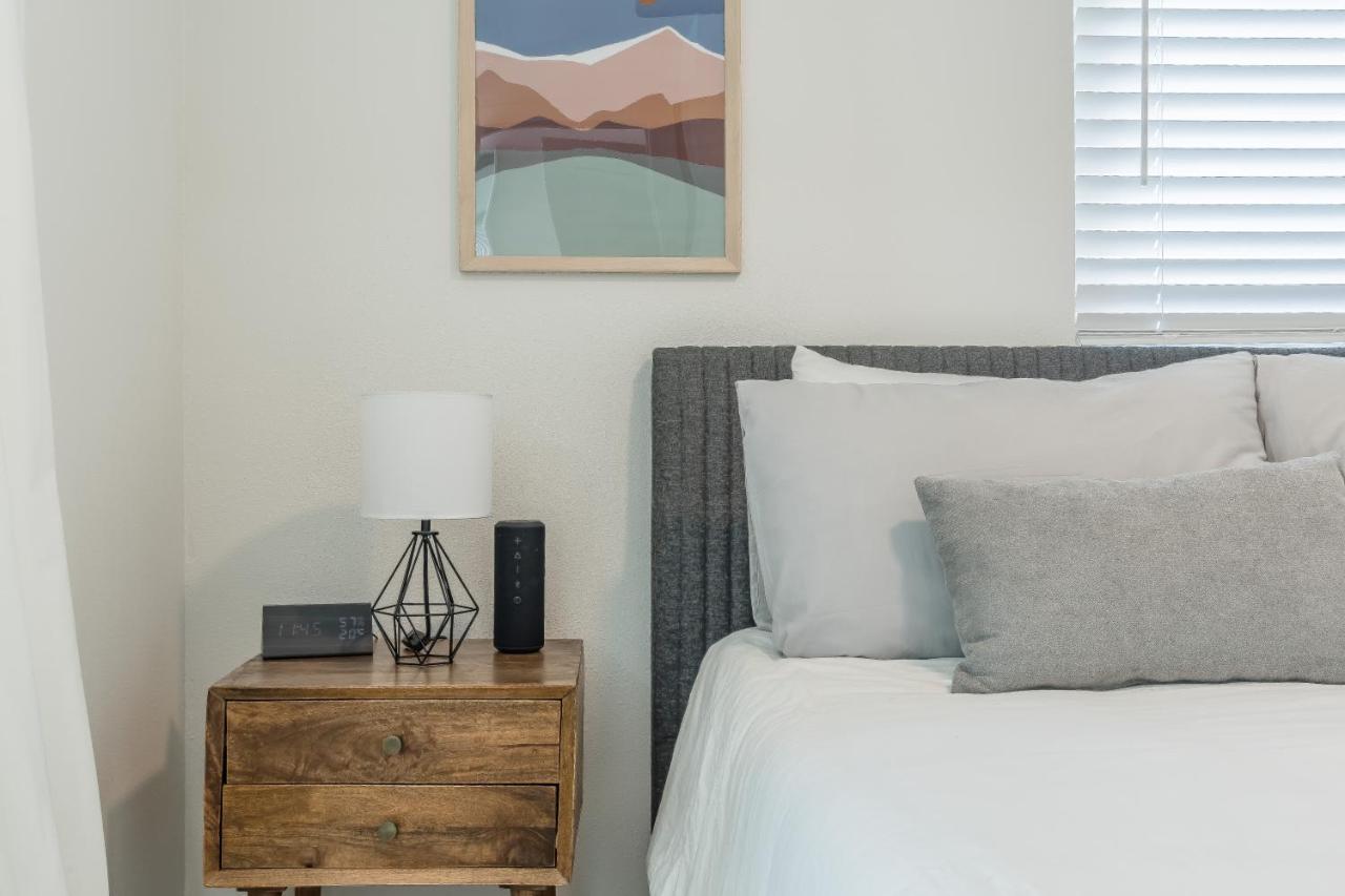 Luxury Tiny 2 Miles From Downtown